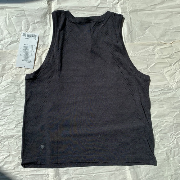 Lululemon Women's Train to Be Tank, NWT, Black, Size 6 - Picture 6 of 9